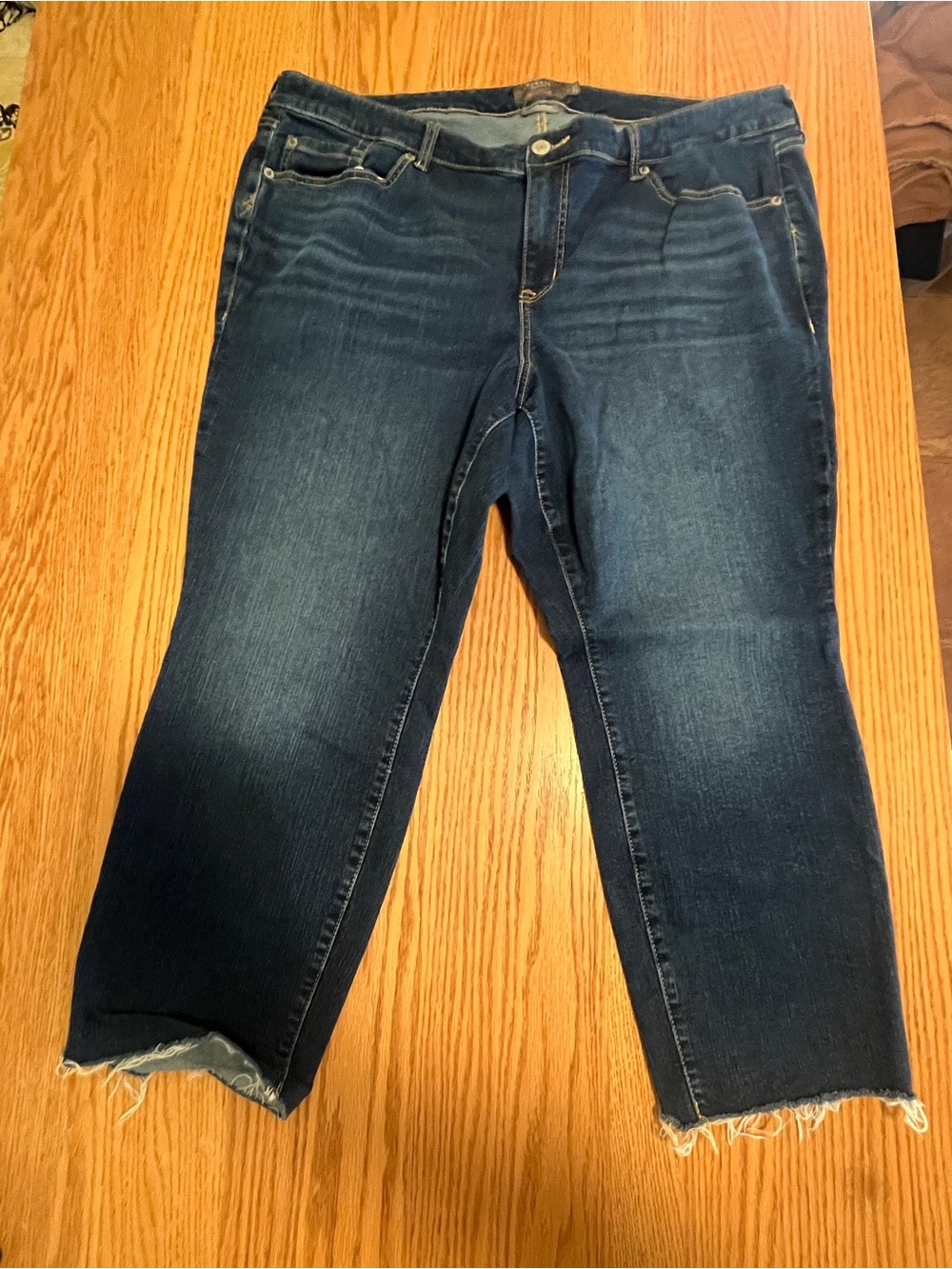 Women’s Torrid crop Boyfriend Jeans Size 20 Stretch Plus